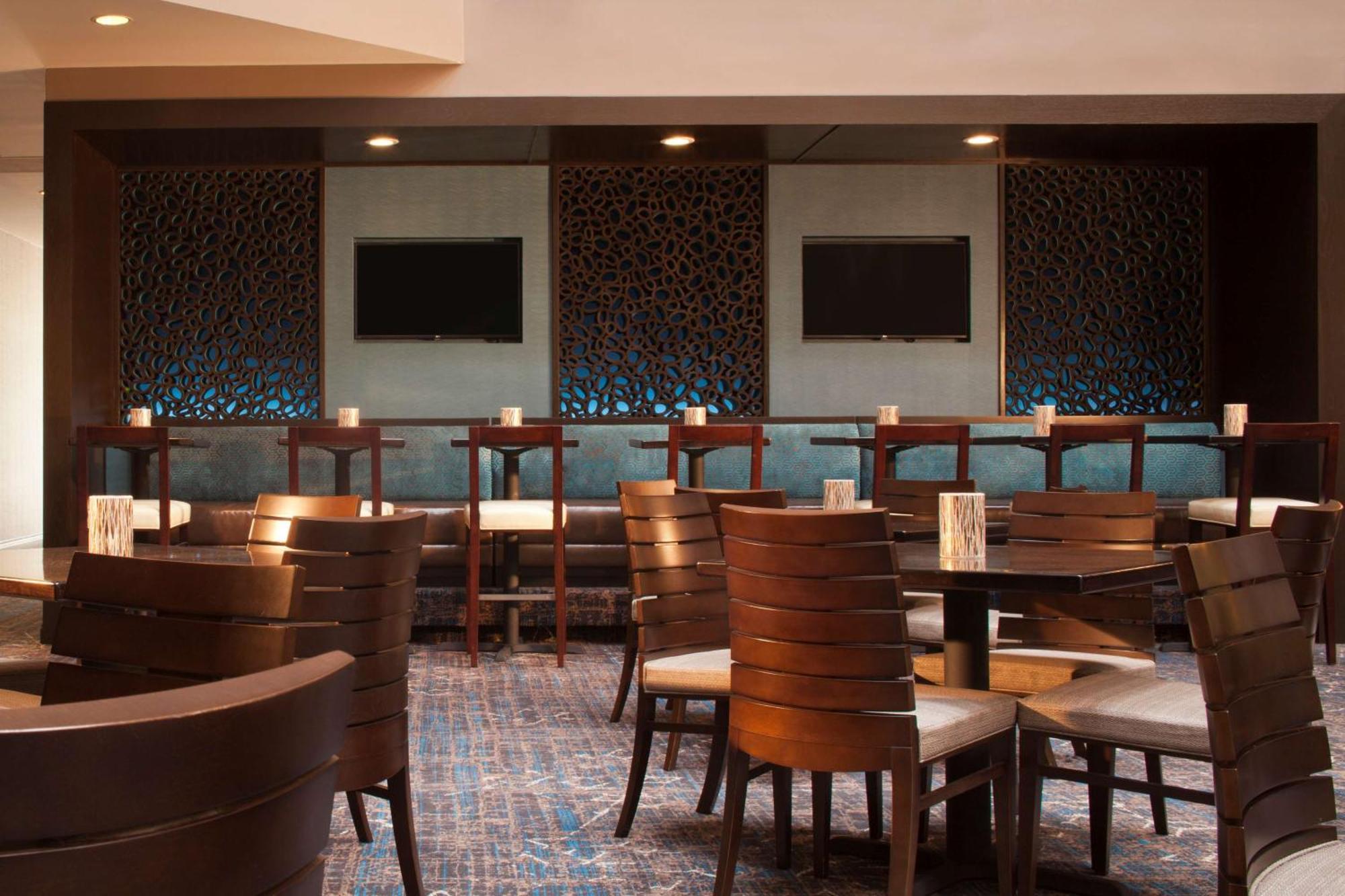 Embassy Suites By Hilton Houston Near The Galleria Εξωτερικό φωτογραφία